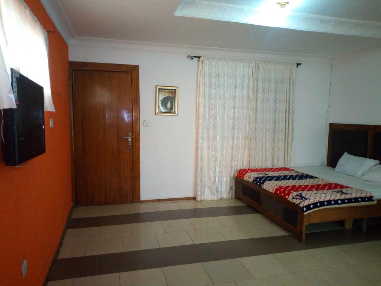 Crown Hotel Ibadan Exterior foto